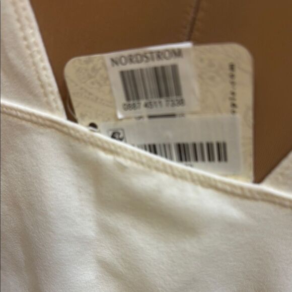 Nordstrom Cream Top - Picture 1 of 6